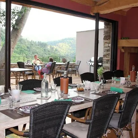Bed & Breakfast Les Cessenades
